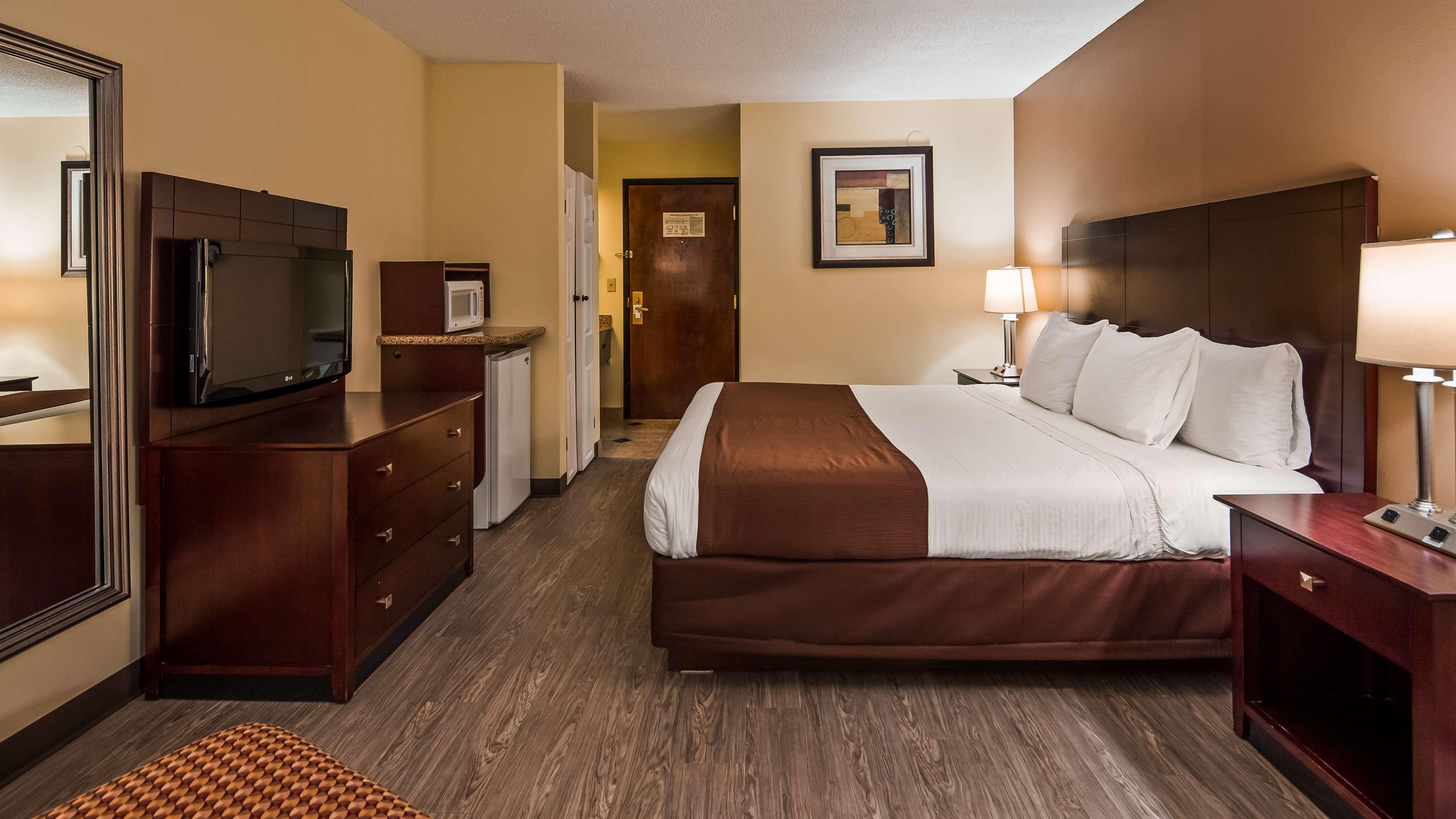 Best Western Butner Creedmoor Inn Екстериор снимка