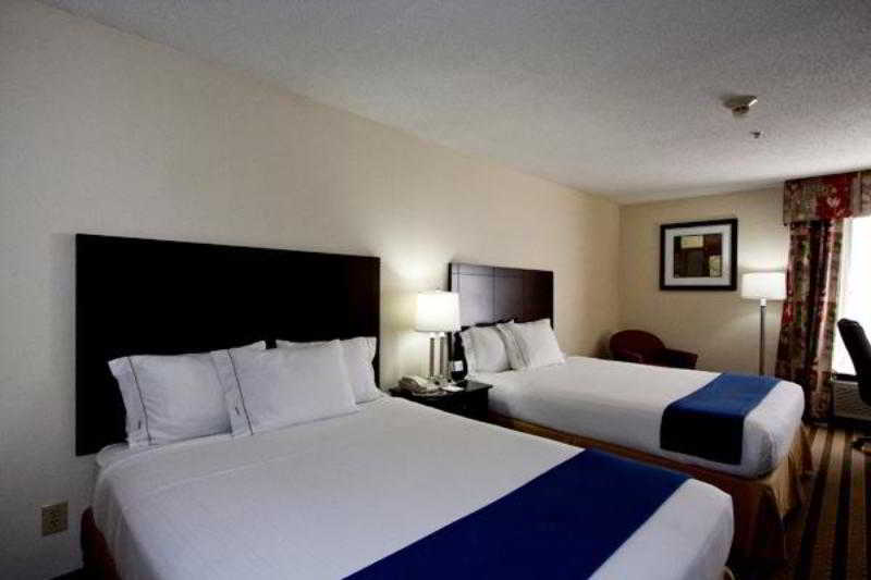 Best Western Butner Creedmoor Inn Стая снимка