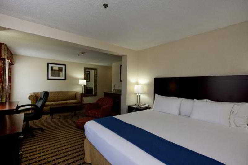 Best Western Butner Creedmoor Inn Стая снимка