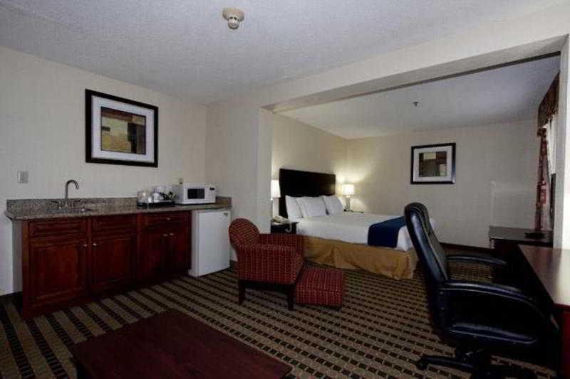 Best Western Butner Creedmoor Inn Стая снимка