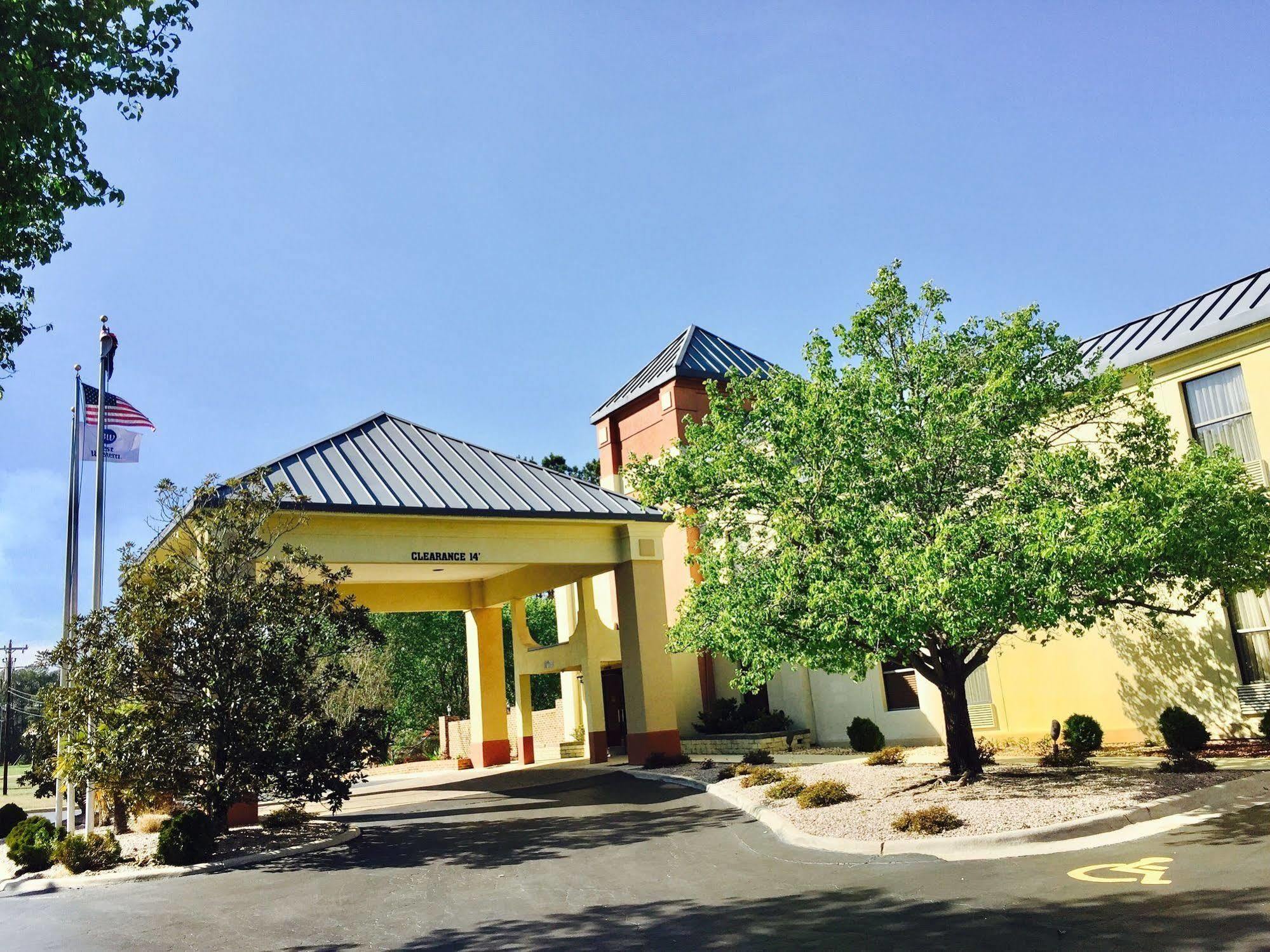 Best Western Butner Creedmoor Inn Екстериор снимка