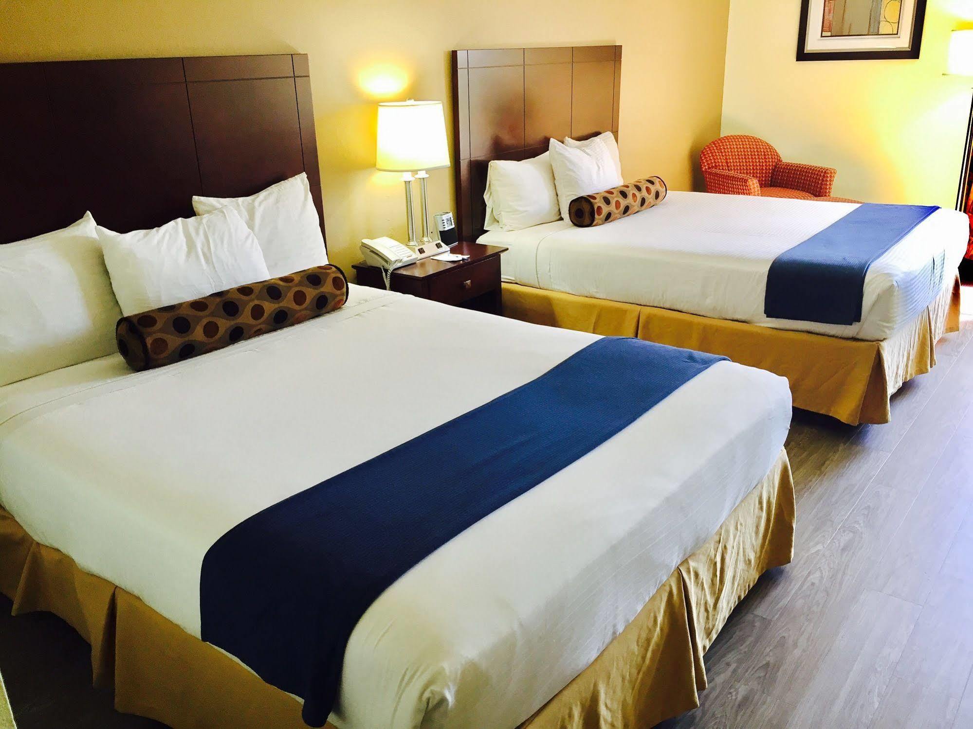 Best Western Butner Creedmoor Inn Екстериор снимка