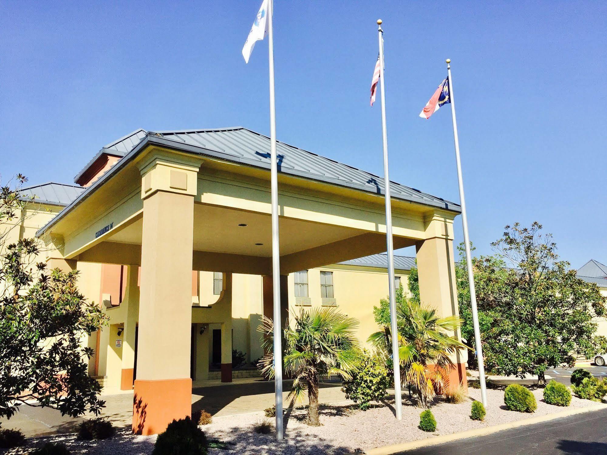 Best Western Butner Creedmoor Inn Екстериор снимка