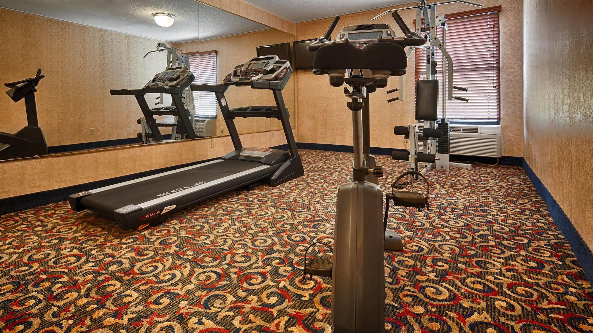 Best Western Butner Creedmoor Inn Екстериор снимка